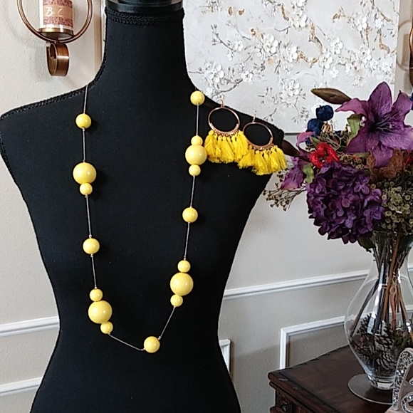 Silver And Yellow Stament Necklace And  Vibrant Yellow Tassel earrings Hoops - Picture 5 of 17